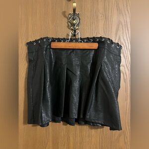 *NWT* Forever 21 Black A-Line Faux Leather Mini Skirt